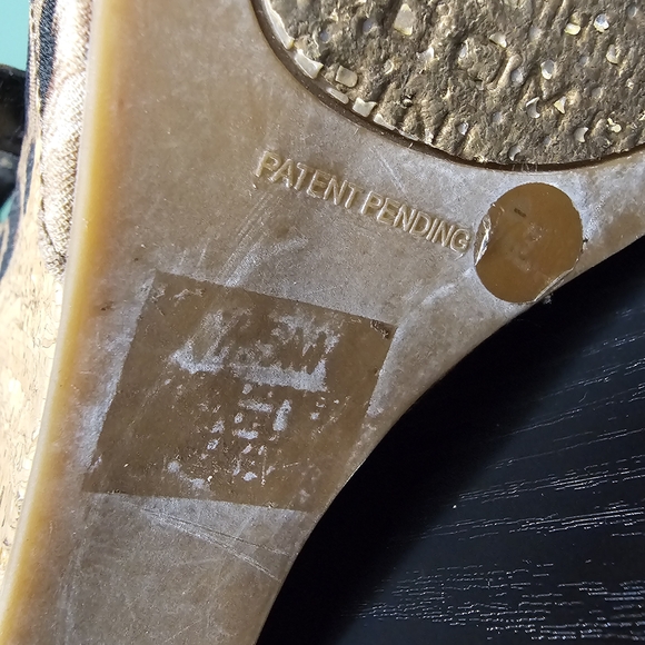 Gianni Bini Leopard Print Cork Wedge 4" Platform Sandals Women's Size 7.5 - Picture 15 of 16